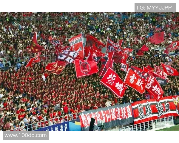 足球盛宴：全球联赛风云变幻与新星崛起的时代争霸战