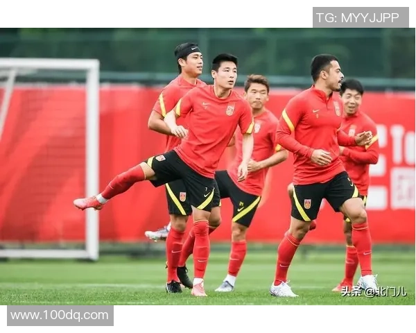 跳水运动的魅力与挑战：从技术突破到心态培养的全方位探索